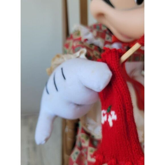 Santa's best 1993 Minnie Mouse knitting rocking chair animated Xmas - Picture 5 of 15